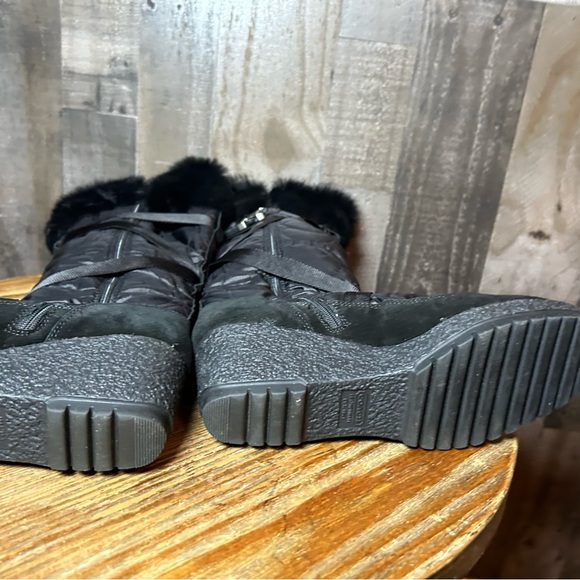 Coach Winter Boots - Picture 10 of 11